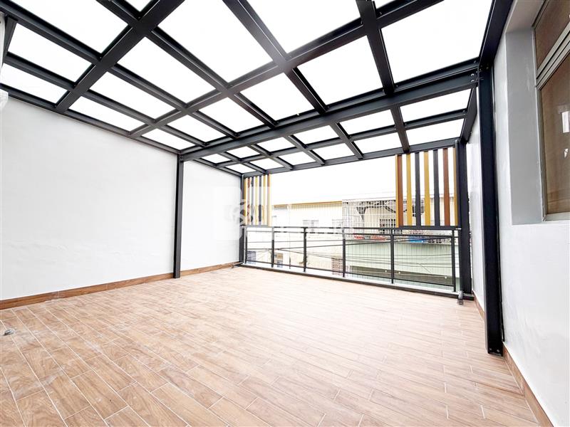 豐原鎌村路全新屋況美透天房屋室內格局與周邊環境