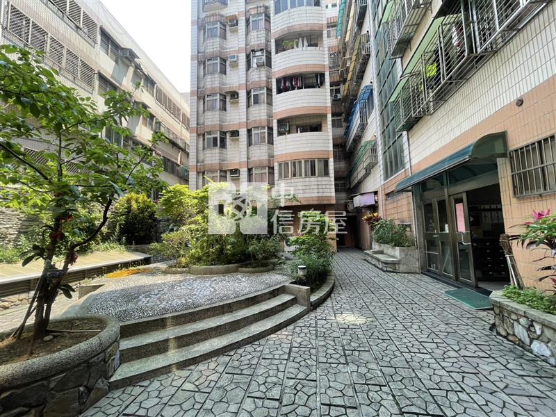 中壢體育園區電梯大2房房屋室內格局與周邊環境