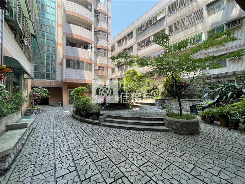 中壢體育園區電梯大2房房屋室內格局與周邊環境
