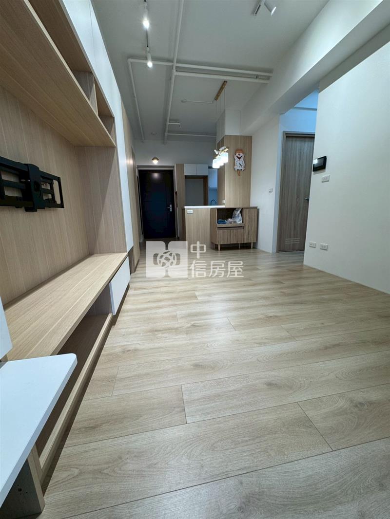 聚富暖暖兩房兩衛視野平車宅房屋室內格局與周邊環境
