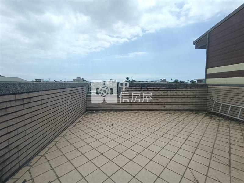 文風翠庭大坪數邊間透天房屋室內格局與周邊環境