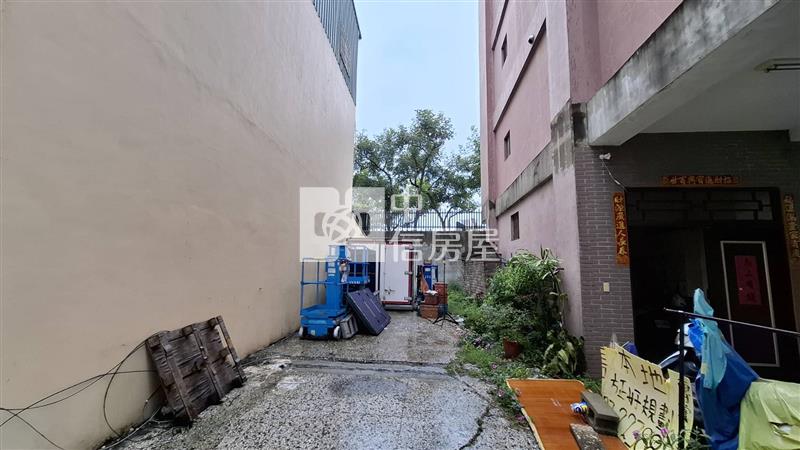 大里南區東區8米活路建地房屋室內格局與周邊環境