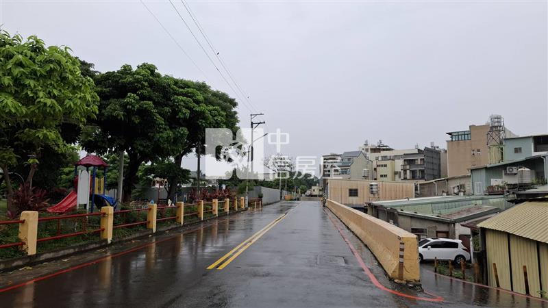 大里南區東區8米活路建地房屋室內格局與周邊環境
