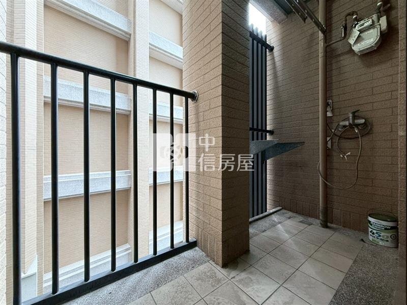 獨家!宏亞Deco+米蘭區兩房平車房屋室內格局與周邊環境