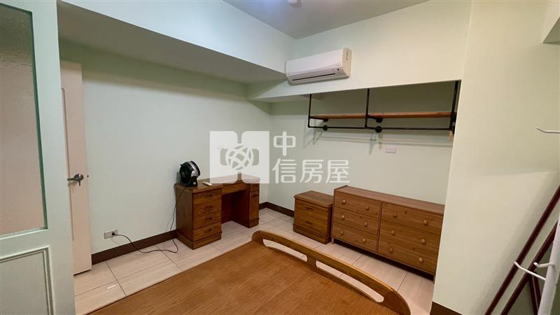 高市中正公園賞大樓房屋室內格局與周邊環境