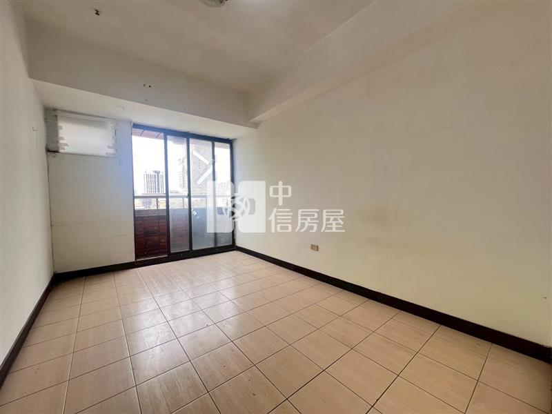 京城環球景觀三房房屋室內格局與周邊環境