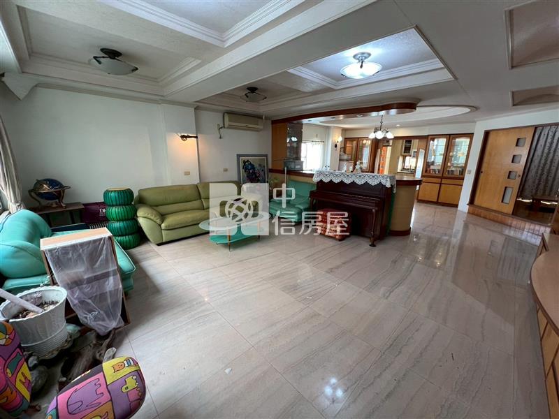 中山路大坪數低公設華廈房屋室內格局與周邊環境