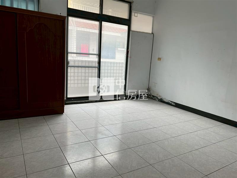 頭份鄰中央路靜巷美透天房屋室內格局與周邊環境