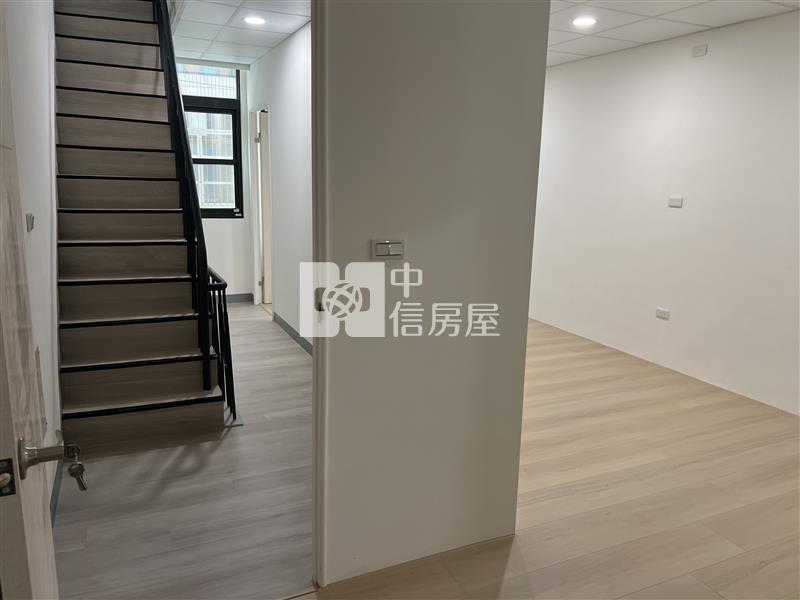 開元國小旁靜巷整新透天房屋室內格局與周邊環境