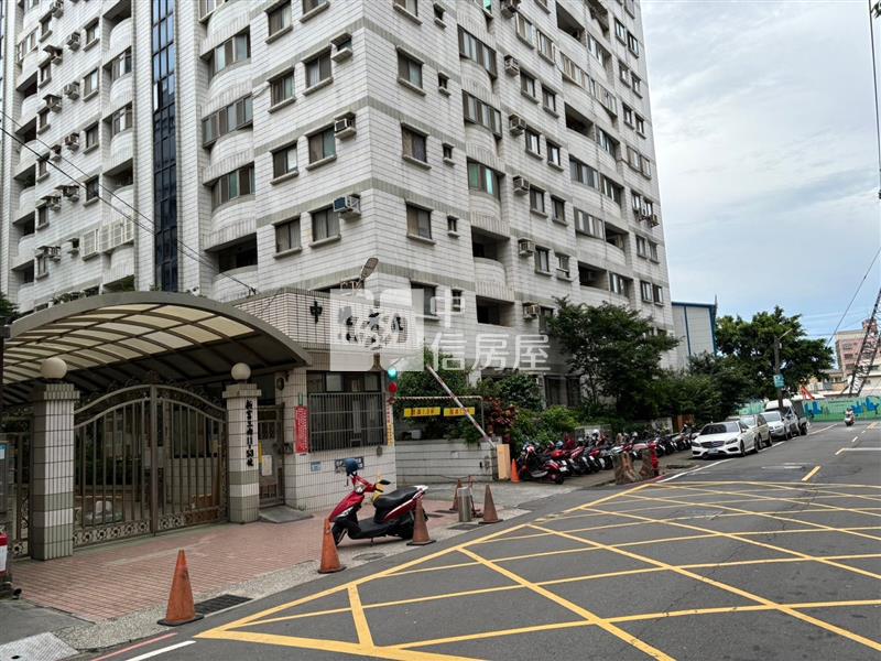 中壢新象三房車房屋室內格局與周邊環境
