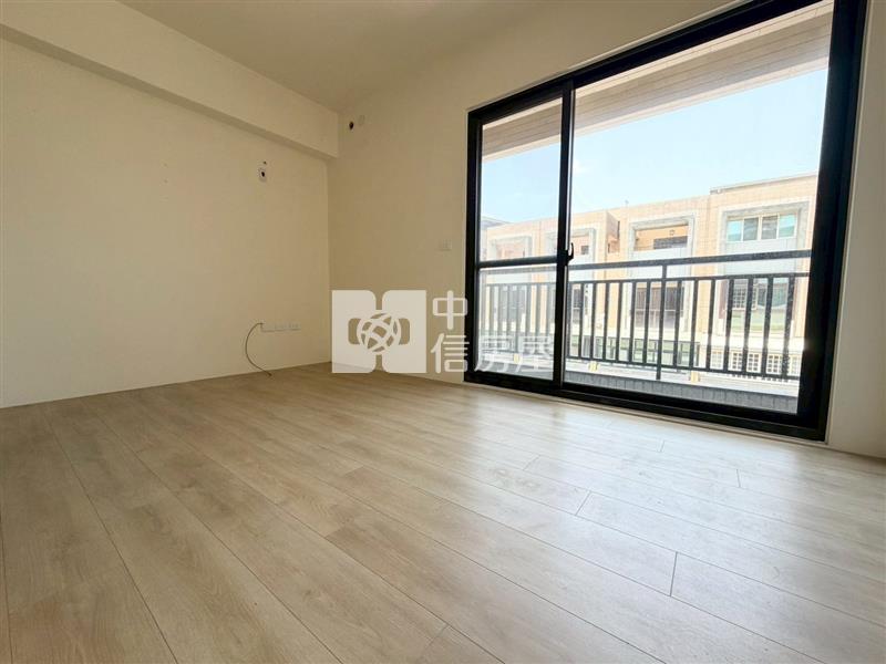 睿辰仁和臨路美透天房屋室內格局與周邊環境