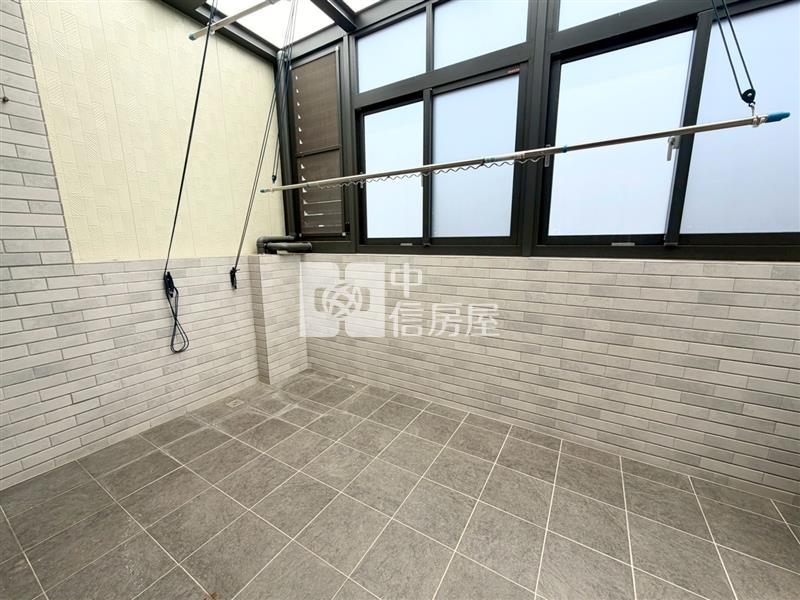 睿辰仁和臨路美透天房屋室內格局與周邊環境