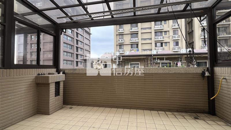桃鶯商圈電梯別墅(甲工興建)房屋室內格局與周邊環境