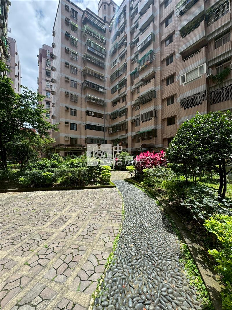 環中商圈整新3房車房屋室內格局與周邊環境