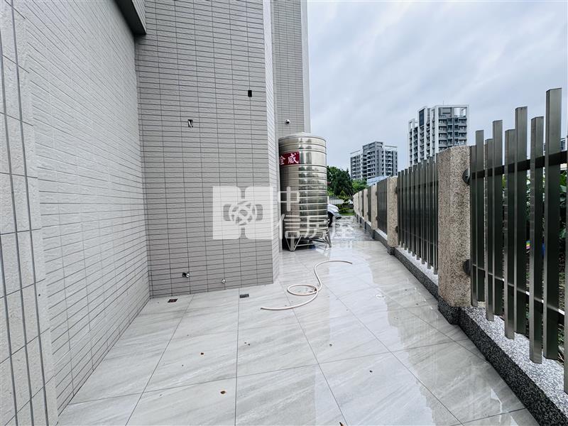 台中房屋-台中富翁企業辦公室別墅房屋室內格局與周邊環境