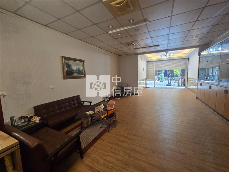 中壢夜市一樓店面房屋室內格局與周邊環境