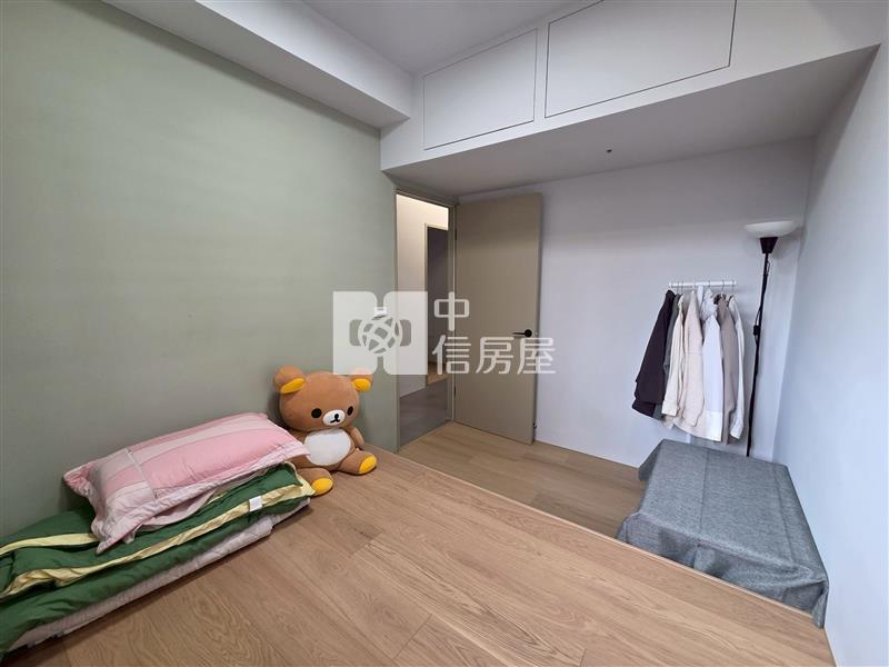青埔A18美裝潢三房車房屋室內格局與周邊環境
