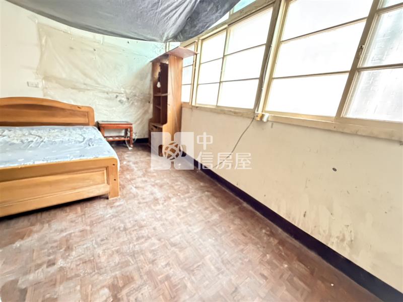 【安家】專任-平鎮山仔頂家樂福透天房屋室內格局與周邊環境