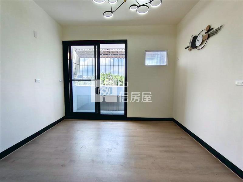 學校旁明靓三房美寓房屋室內格局與周邊環境