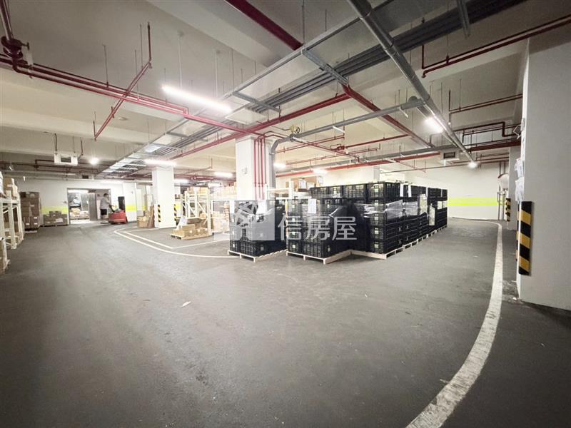 新竹獨棟科技企業電梯廠房房屋室內格局與周邊環境