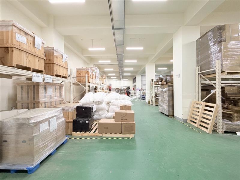 新竹獨棟科技企業電梯廠房房屋室內格局與周邊環境