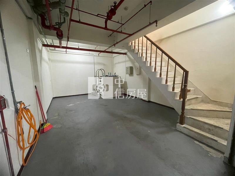 K002 中豐全聯店面房屋室內格局與周邊環境
