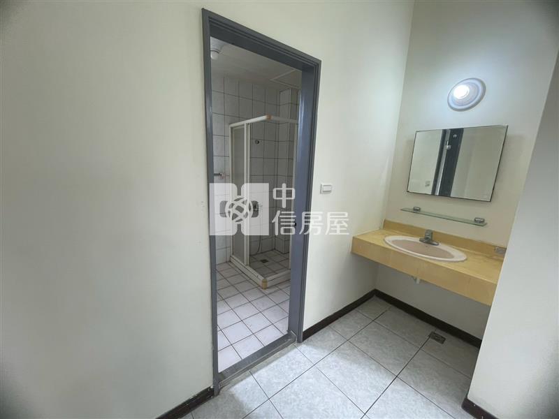 K002 中豐全聯店面房屋室內格局與周邊環境