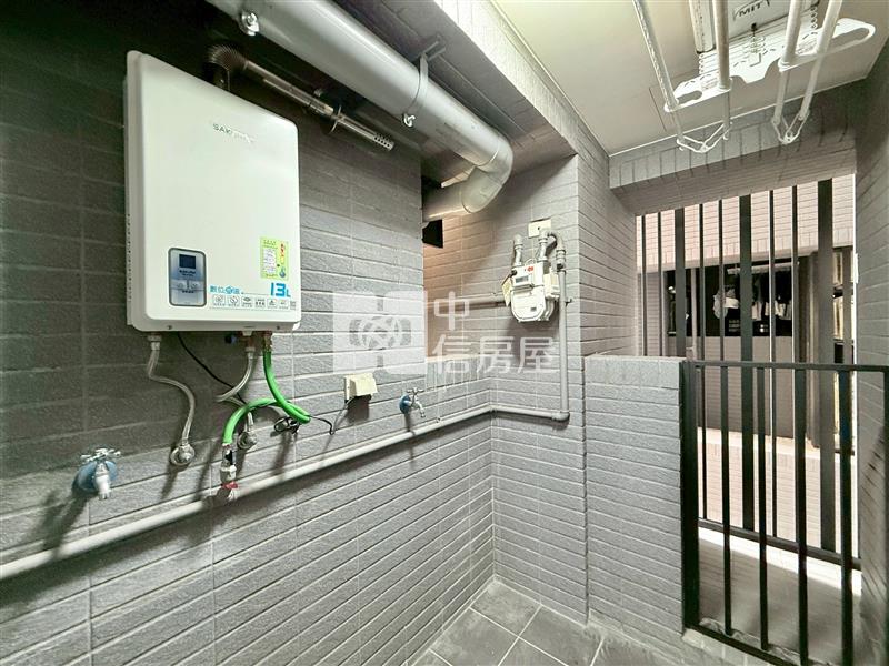 富宇峰景稀有兩房兩衛平車房屋室內格局與周邊環境