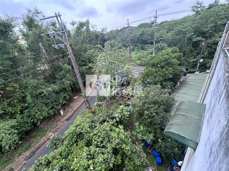 百年大鎮旁透天店面+農建地房屋室內格局與周邊環境