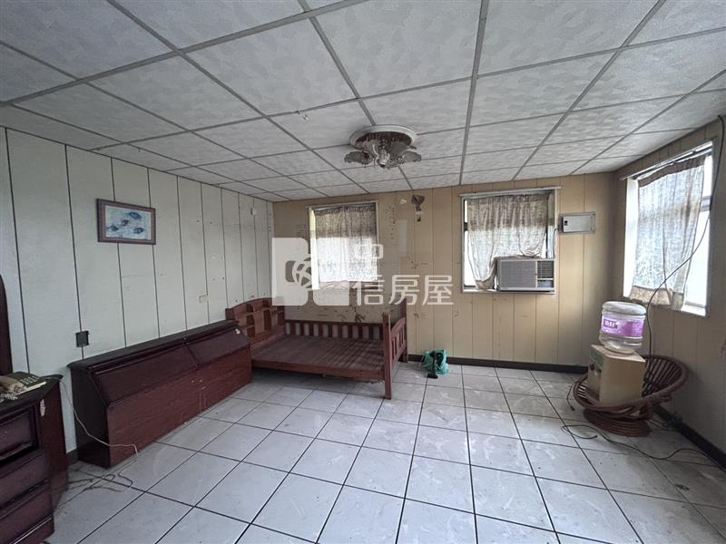 百年大鎮旁透天店面+農建地房屋室內格局與周邊環境