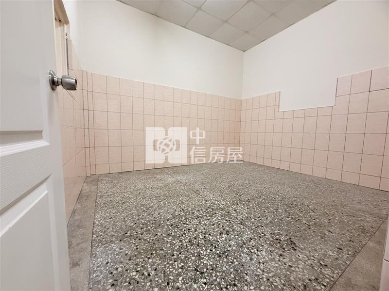 東光綠園道旁朝南平房(專任)房屋室內格局與周邊環境