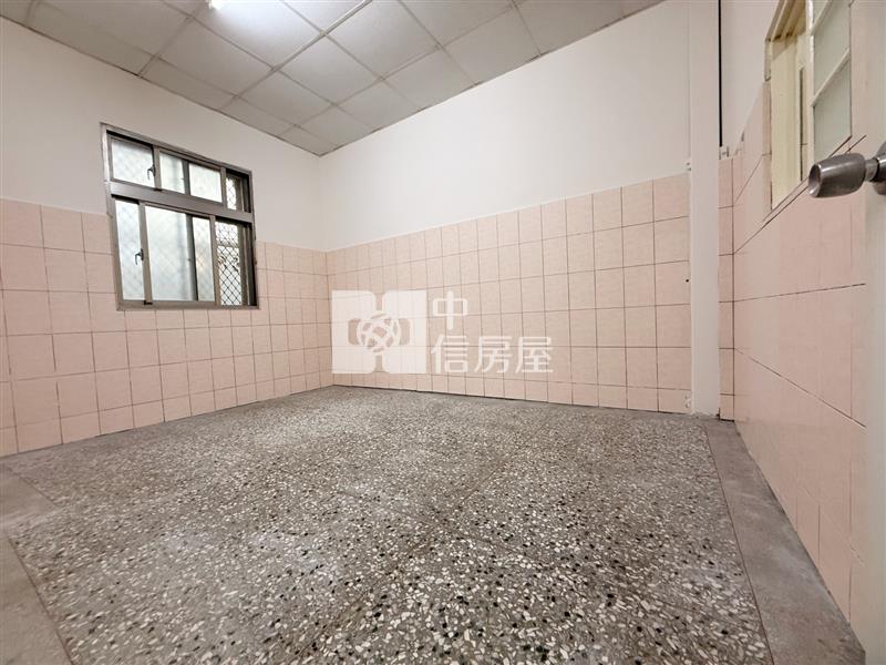 東光綠園道旁朝南平房(專任)房屋室內格局與周邊環境