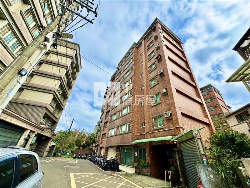 【安家】專任-乙未公園復旦中學大三房+平面車位房屋室內格局與周邊環境