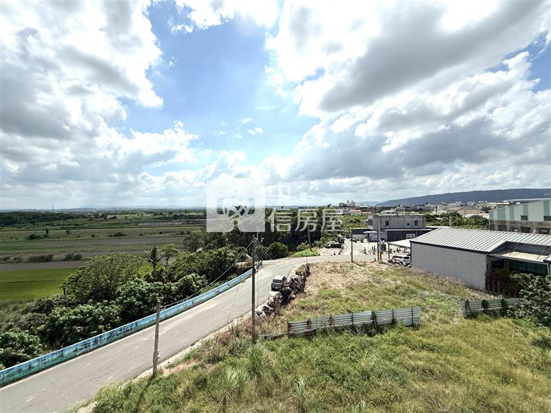 蓮鑫邑全新3房平車寓(1)房屋室內格局與周邊環境