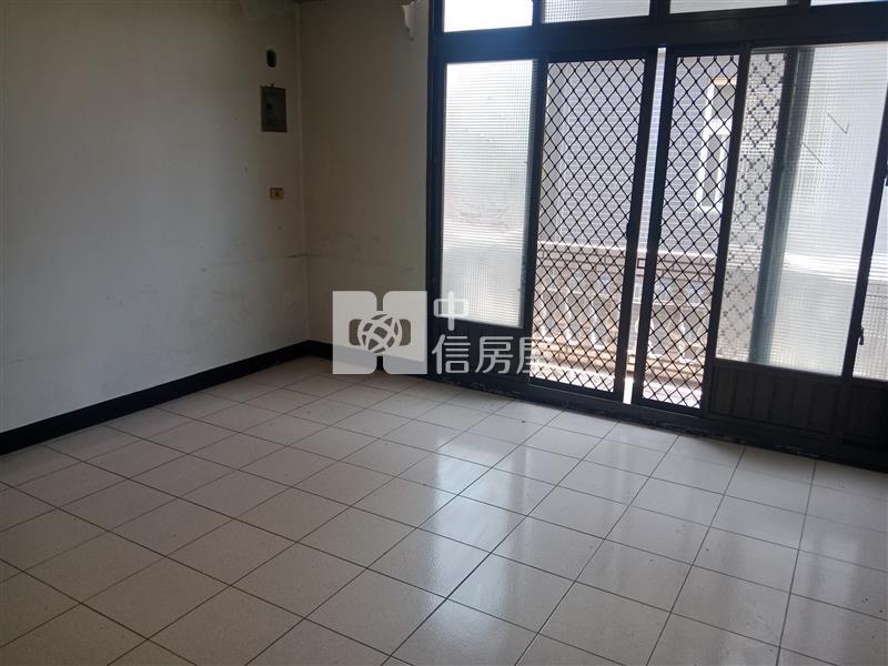 大溪區自強街低總價美透天房屋室內格局與周邊環境