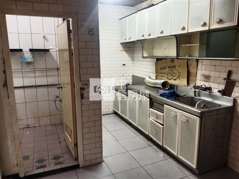 大溪區自強街低總價美透天房屋室內格局與周邊環境
