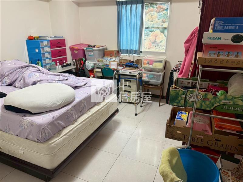 藝文世紀風華4房車房屋室內格局與周邊環境