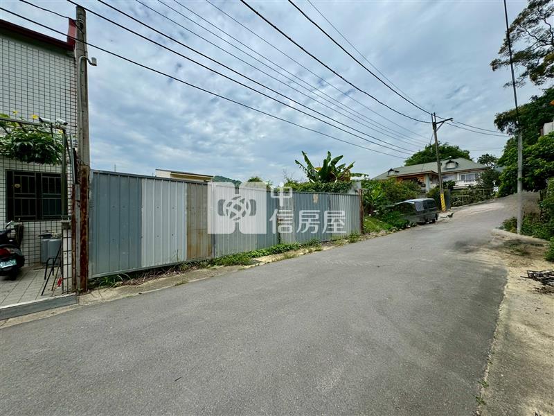 霧峰大面寬11米82坪丙建房屋室內格局與周邊環境