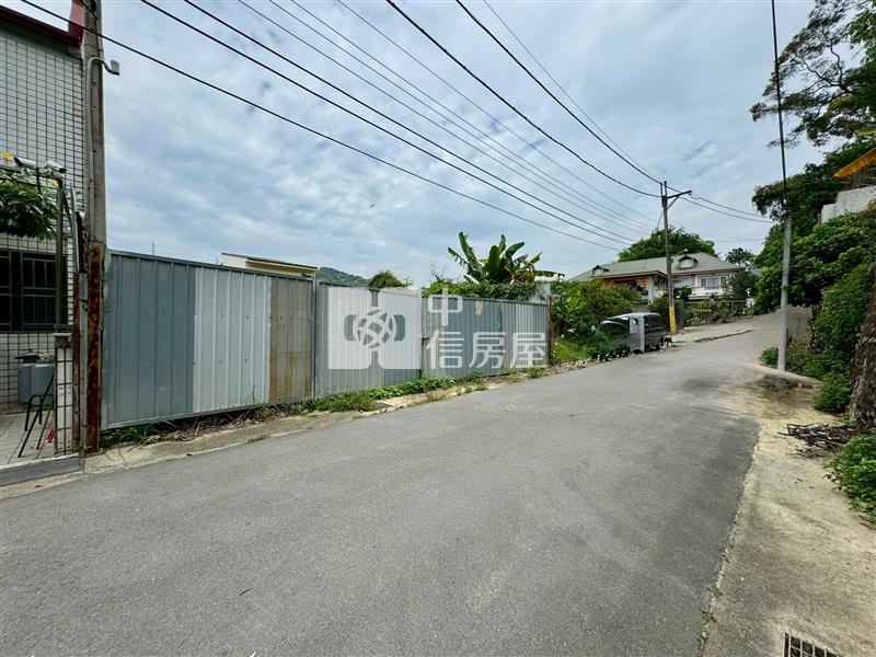 霧峰大面寬11米82坪丙建房屋室內格局與周邊環境