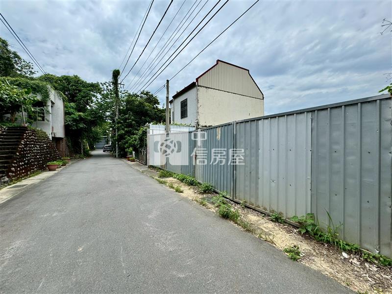 霧峰大面寬11米82坪丙建房屋室內格局與周邊環境