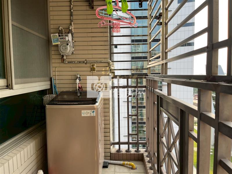 亞灣景觀次高樓三房+平車房屋室內格局與周邊環境