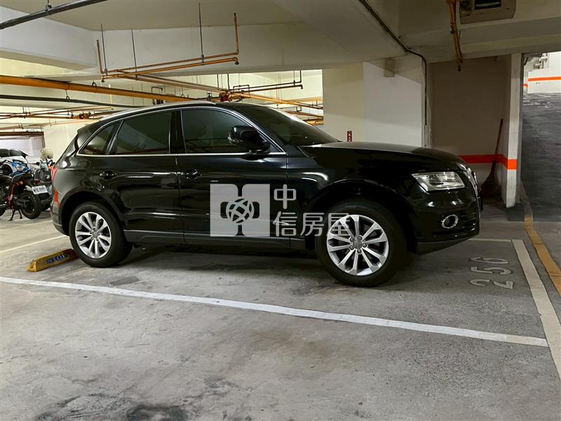 亞灣景觀次高樓三房+平車房屋室內格局與周邊環境