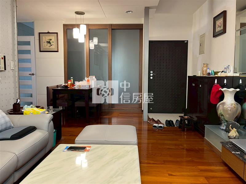 亞灣景觀次高樓三房+平車房屋室內格局與周邊環境