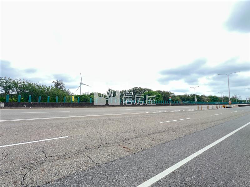 竹南正30米路旁一般農地(方正平坦)房屋室內格局與周邊環境