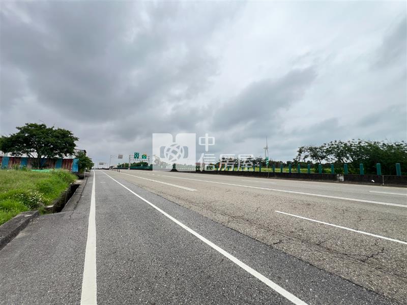 竹南正30米路旁一般農地(方正平坦)房屋室內格局與周邊環境