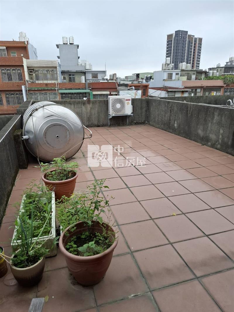 山仔頂商業區透店房屋室內格局與周邊環境