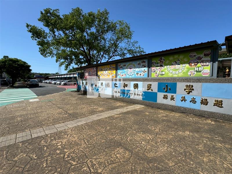 大溪仁和國小第一排金店面房屋室內格局與周邊環境