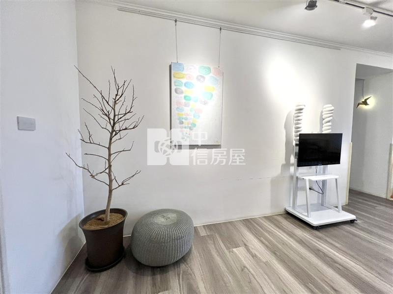 國家廣場精裝美三房房屋室內格局與周邊環境