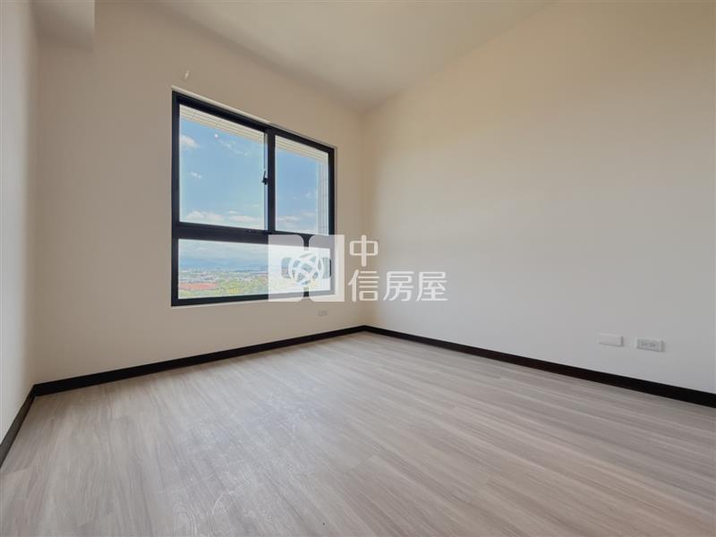 忠貞市場龍岡商圈【有福】全新3房車房屋室內格局與周邊環境