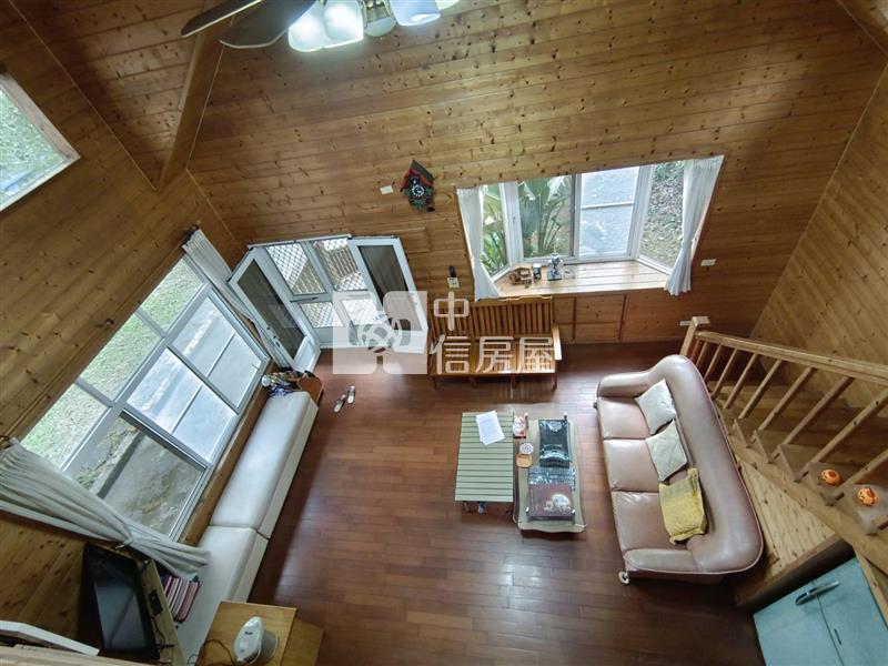 東山青山渡假溫泉小木屋房屋室內格局與周邊環境